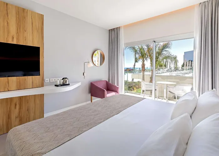 Barcelo Conil Playa - Adults Recommended מלון 4*